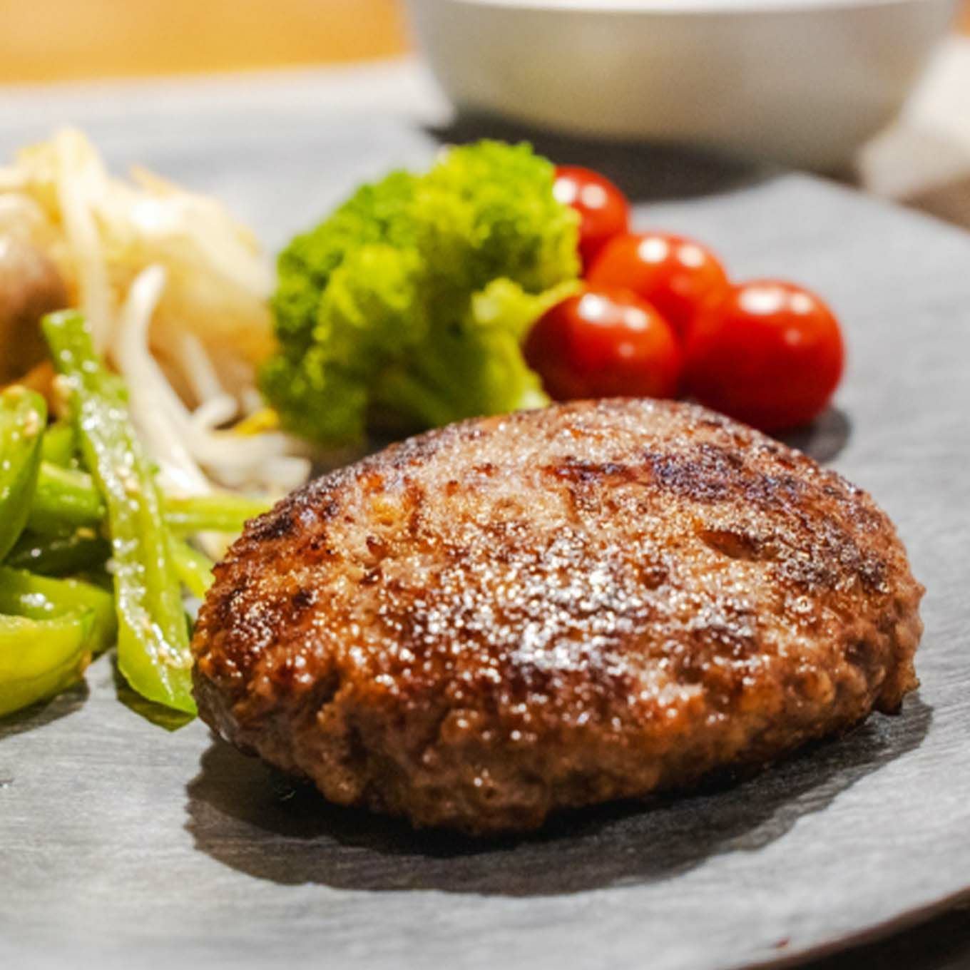北海道産直 大畠謹製ハンバーグセット(8個)【送料無料】≪冷凍便